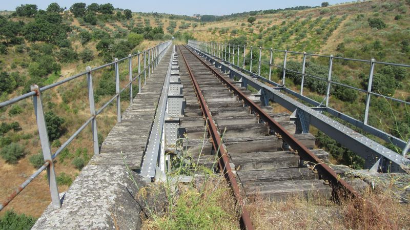 Antiga linha férrea