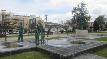 Monumento ao Bombeiro Torreense