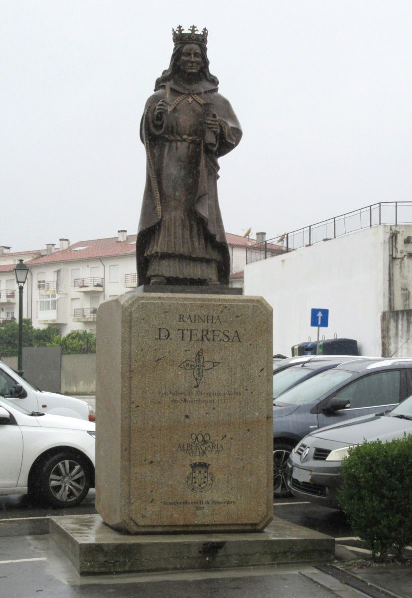 Estátua de D. Teresa