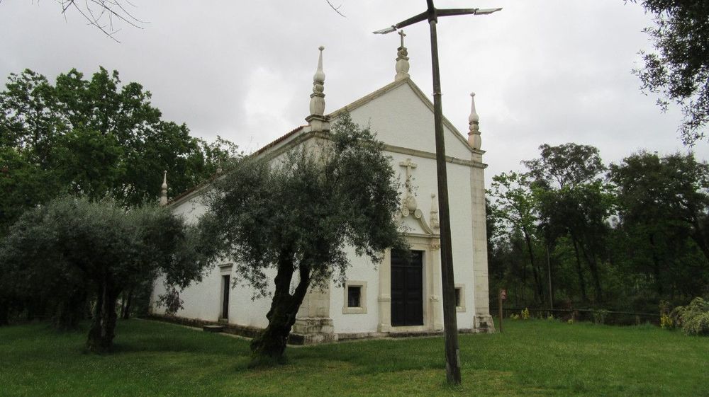 Capela - Frontal e lateral