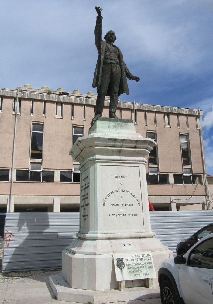 Estátua de José Estêvão