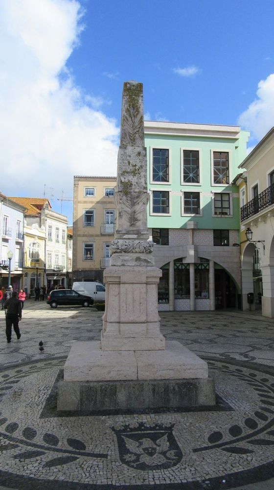 Obelisco à Liberdade