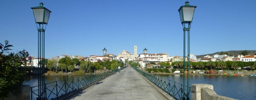 Ponte e vista da cidade