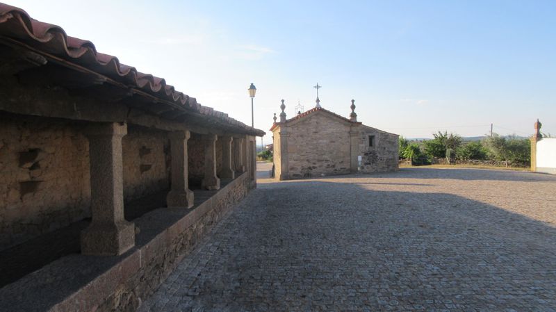 Capela de S. José - terreiro