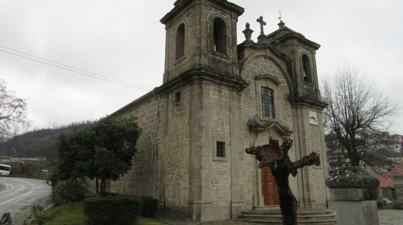 Igreja Matriz de Avô - Fonte
