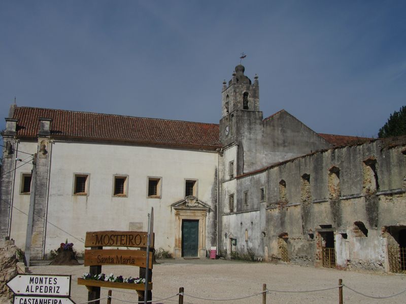 Mosteiro de Coz - exterior Mosteiro de Coz - exterior
