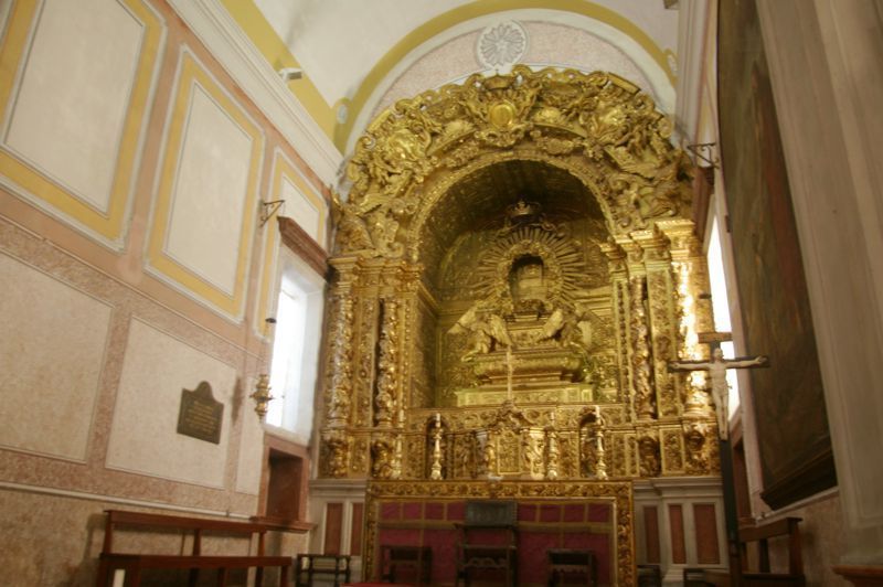 Igreja de S. Pedro - altar-mor