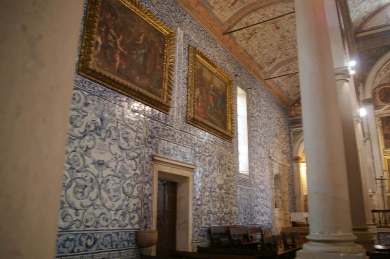 Igreja de Santa Maria - azulejos e pinturas