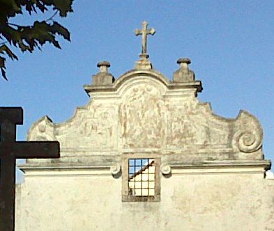 Igreja de Nossa Senhora das Virtudes - portão