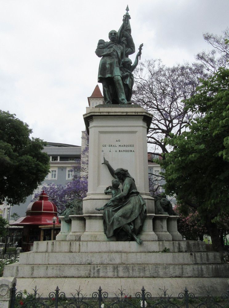 Estátua Marquês Sá da Bandeira
