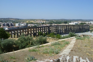 Aqueduto da Amoreira