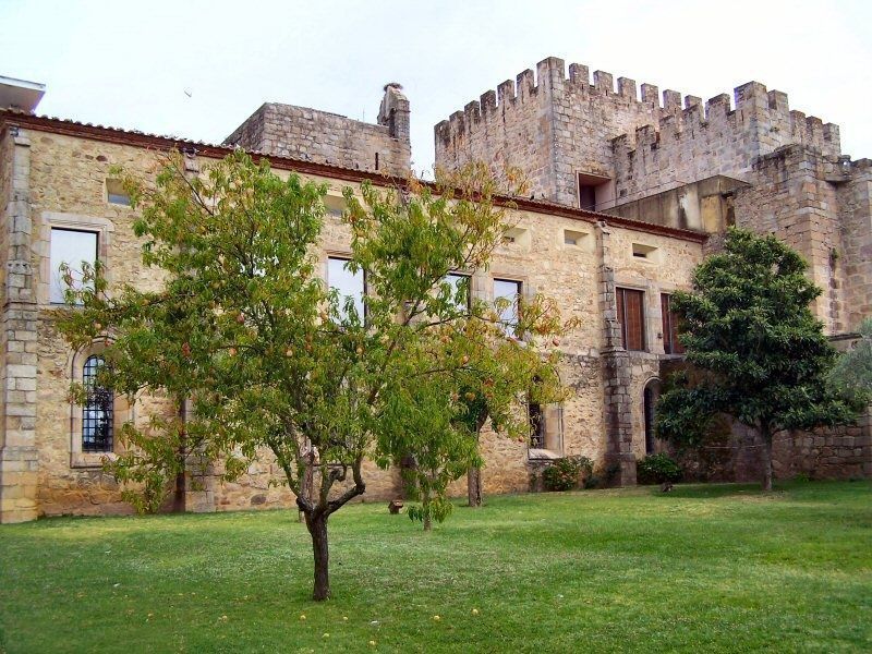 Mosteiro de Santa Maria de Flor da Rosa