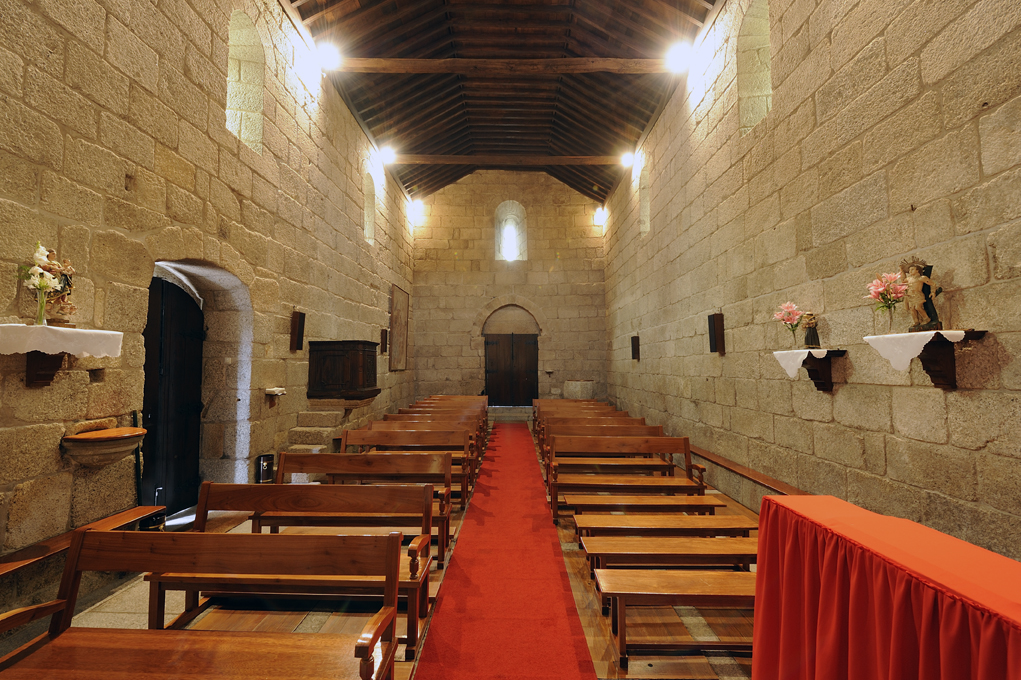 Mosteiro Freixo de Baixo - nave
