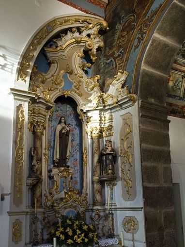 Igreja de Aveleda - retábulo lateral Igreja de Aveleda - retábulo lateral