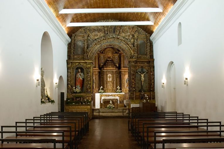 Igreja de Santa Maria de Meinedo - nave Igreja de Santa Maria de Meinedo - nave