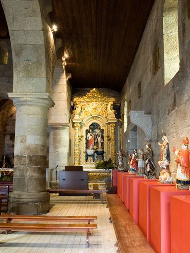 Nave do lado da Epístola Nave do lado da Epístola