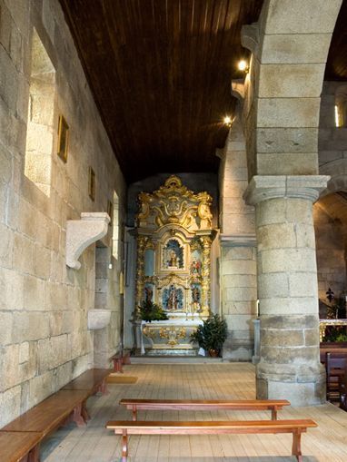 Nave do lado do Evangelho Nave do lado do Evangelho