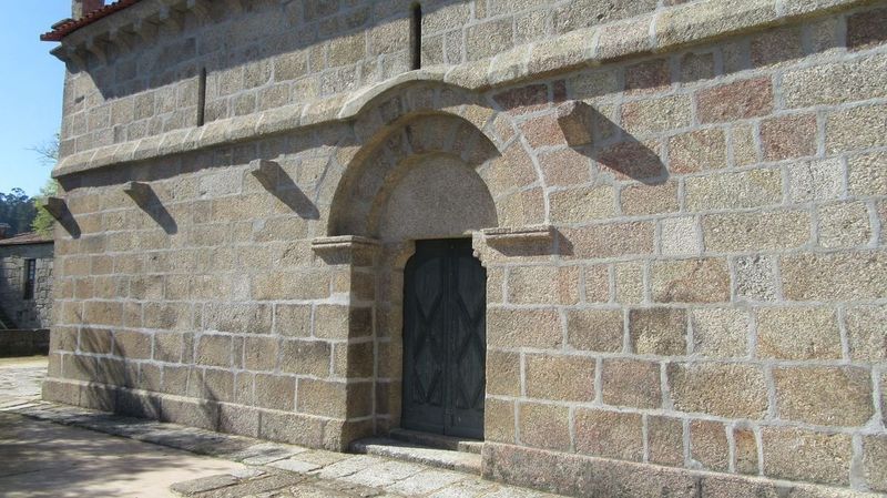 Igreja do Salvador - lateral direita