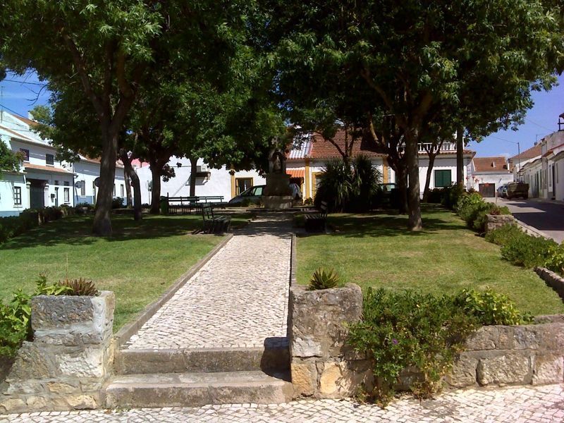 Largo de S. Tiago - Jardim