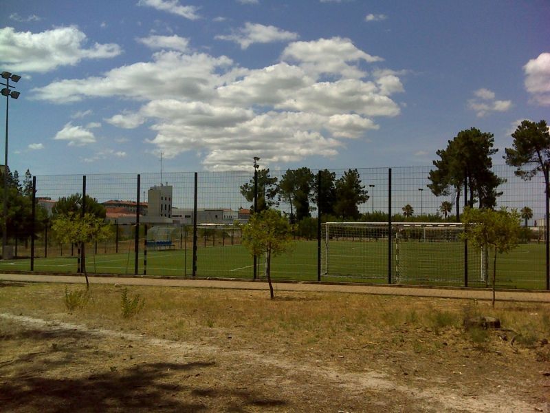 Campo de Ténis e Futebol