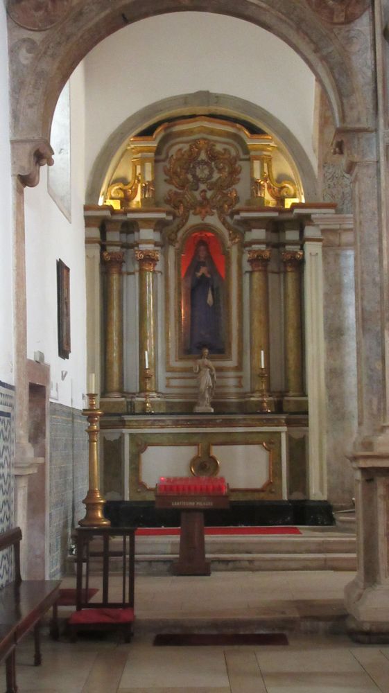 Igreja Sto Estêvão - altar lateral