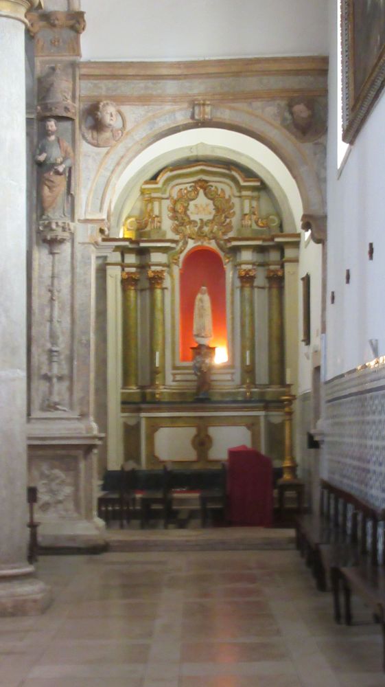 Igreja Sto Estêvão - altar lateral