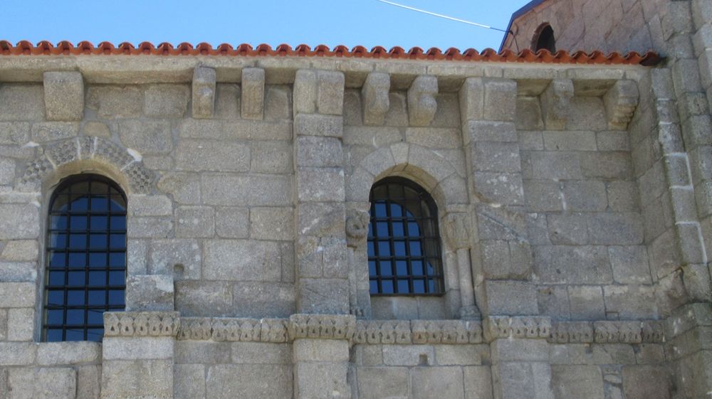 Igreja de Tarouquela - Fachada norte