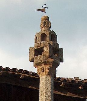 Pelourinho de Vila Cova à Coelheira