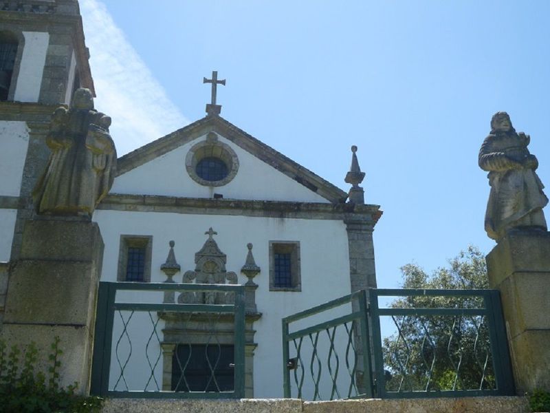 Igreja Paroquial - estátuas Igreja Paroquial - estátuas