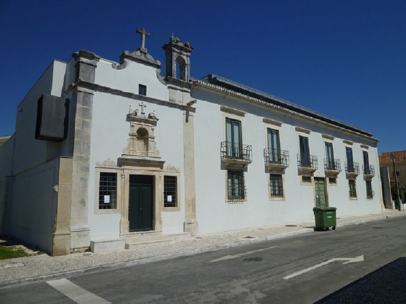 Palácio de Alqueidão e Capela Palácio de Alqueidão e Capela