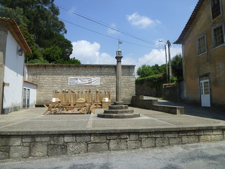 Pelourinho de Pinheiro da Bemposta