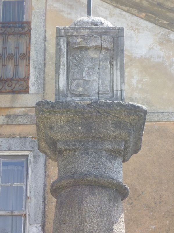 Pelourinho de Pinheiro da Bemposta