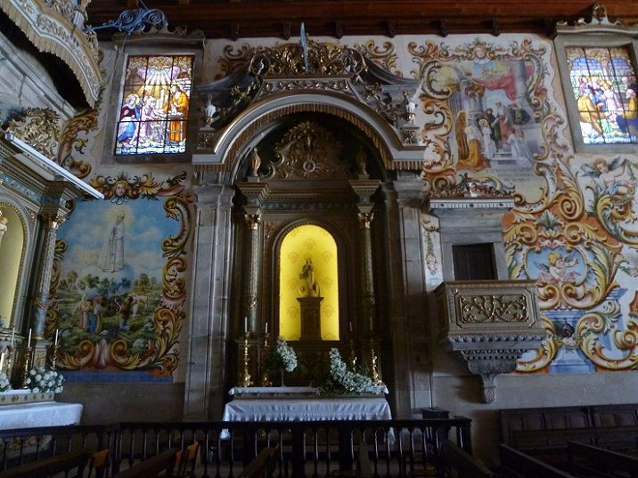 Igreja Matriz - Altar lateral direita