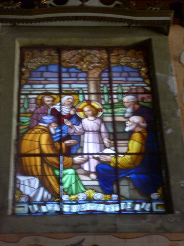 Igreja Matriz - Vitral da nave - direita