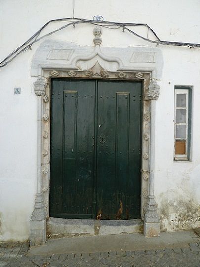 Portal Manuelino da Rua do Esquível