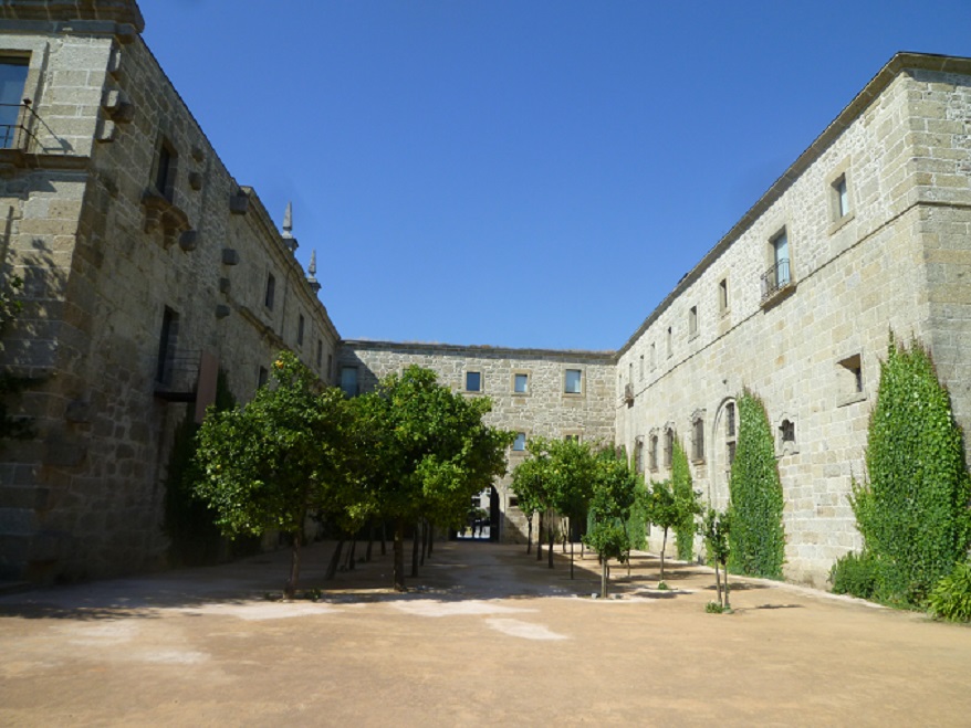 Mosteiro de Santa Maria do Bouro - Jardim
