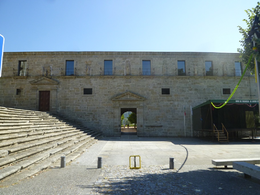 Mosteiro de Santa Maria do Bouro
