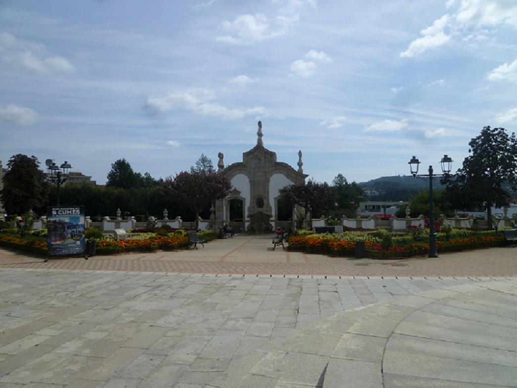 Largo da Porta Nova