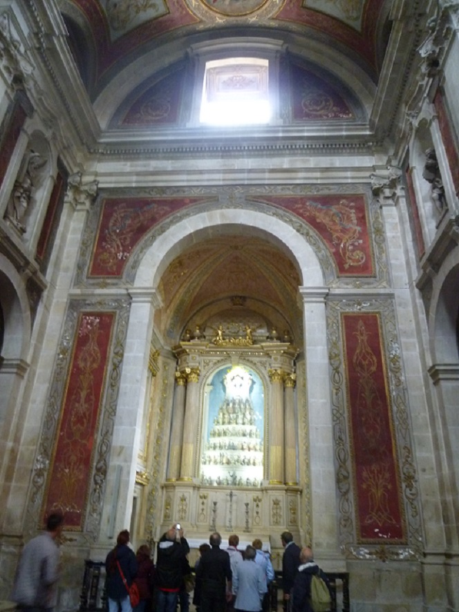 Santuário do Bom Jesus - interior - capela lateral direita