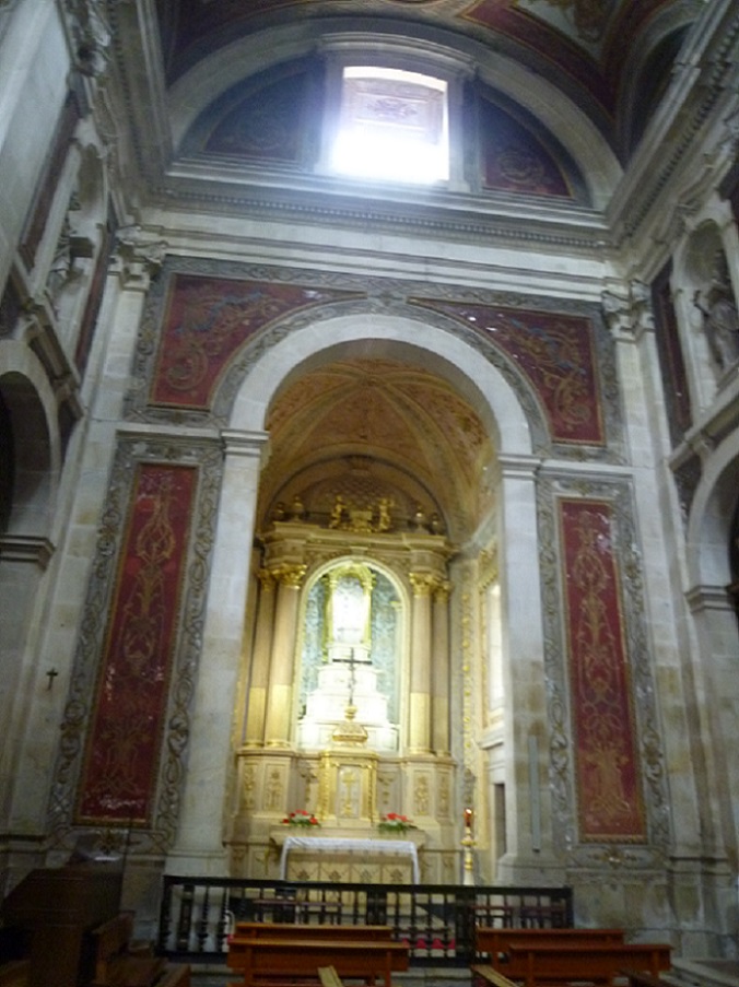 Santuário do Bom Jesus - interior - capela lateral esquerda