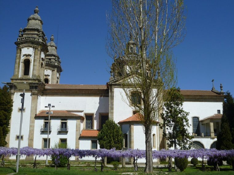 Mosteiro de S. Miguel de Refojos