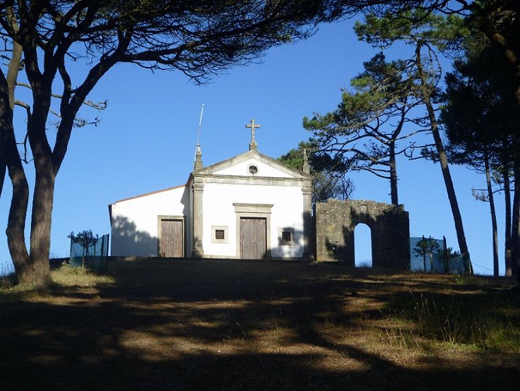 Facho e Capela da Bonança