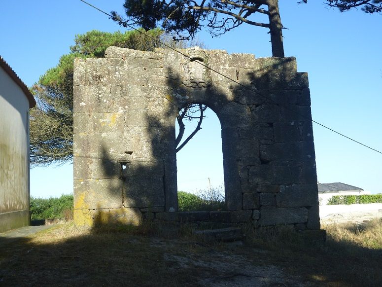 Facho e Capela da Bonança