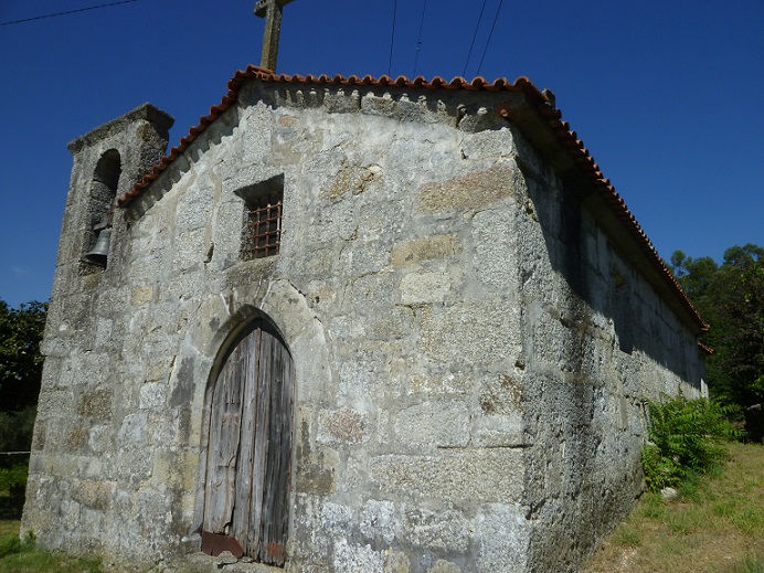 Igreja Velha de Santa Maria de Corvite - fachada