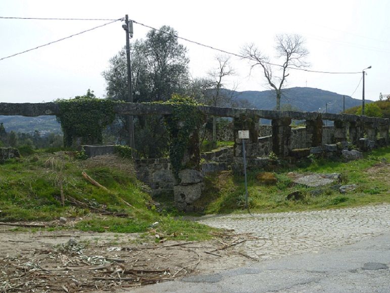 Aqueduto dos Caleiros