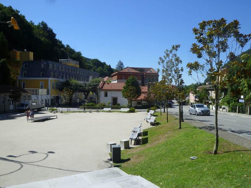 Largo e Termas Largo e Termas