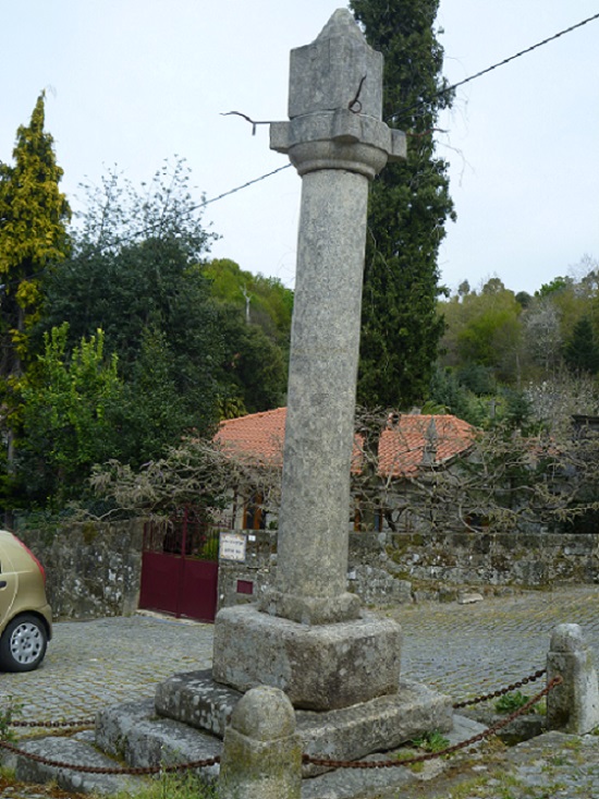 Pelourinho de Ruivães