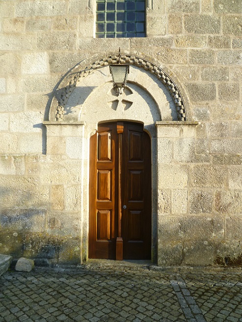 Igreja de São João Batista - Porta lateral