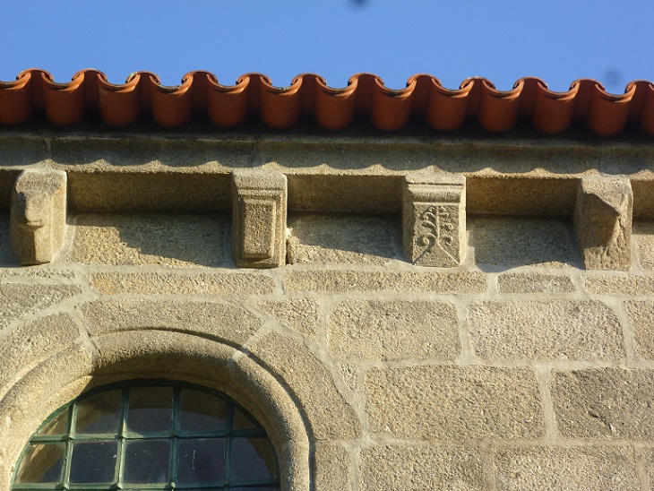 Igreja de São João Batista - Cachorros