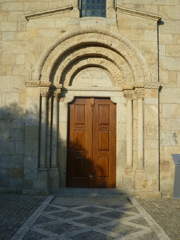 Igreja de São João Batista - Portal